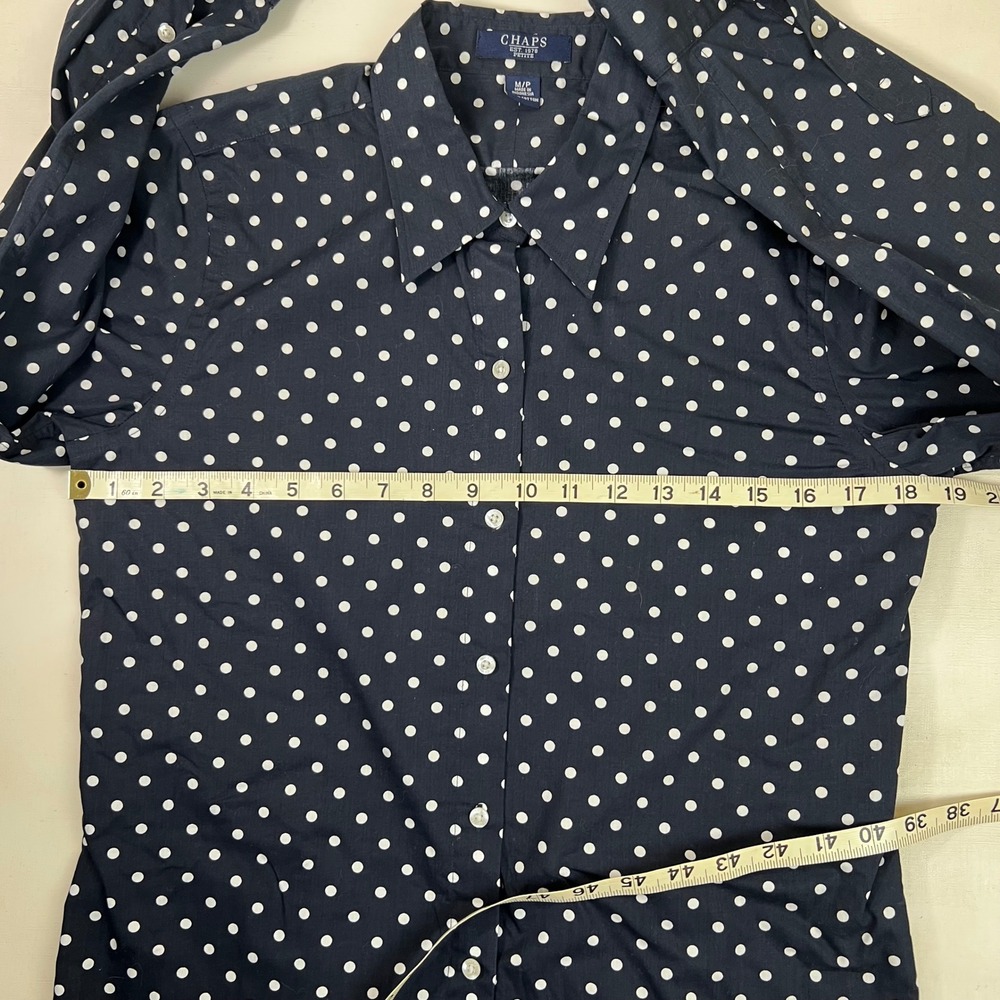 Chaps Womens Petite Polka Dot Button Down Shirt Long Sleeve Size MP Blue White‎ - Picture 4 of 9